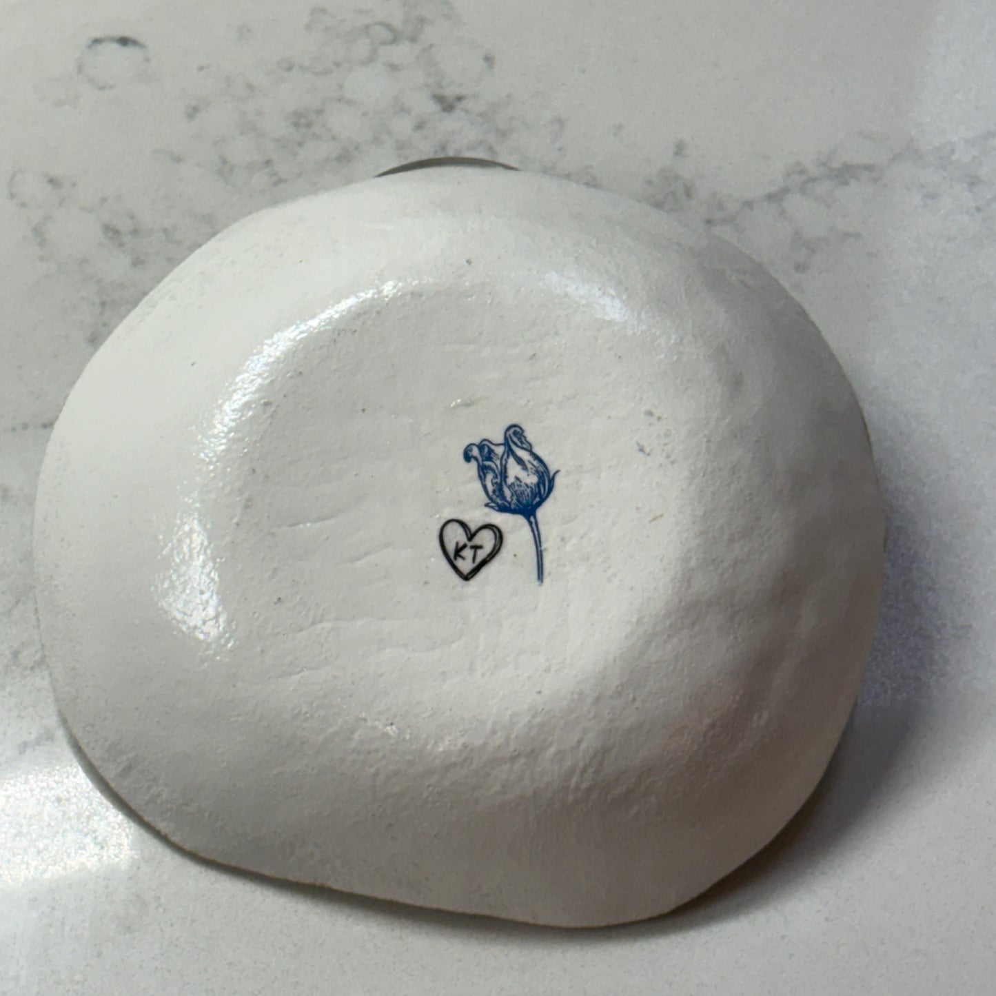 Pebble Dish (Blue Toile)