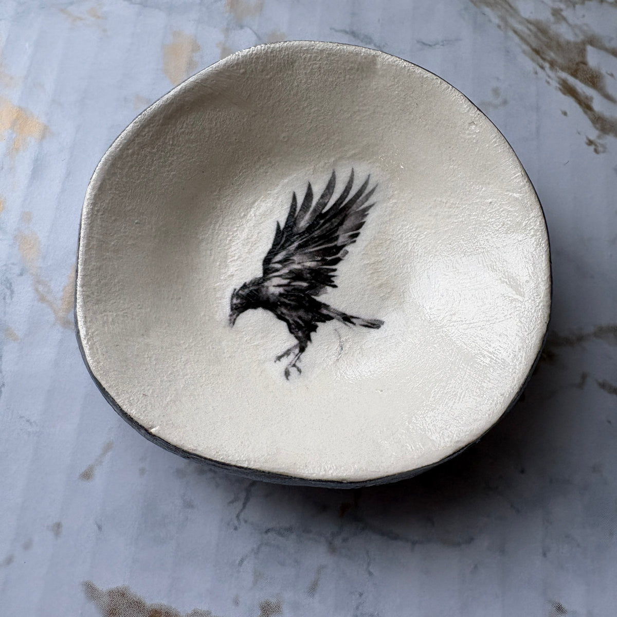 Organic Edge Ring Dish - Crow