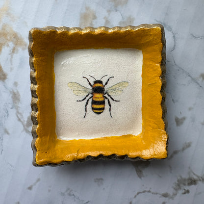 Square Ring Dish - Scalloped Edge (Queen Bee)