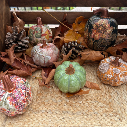 Large Pumpkin (Fall 2026) - Fall Leaves