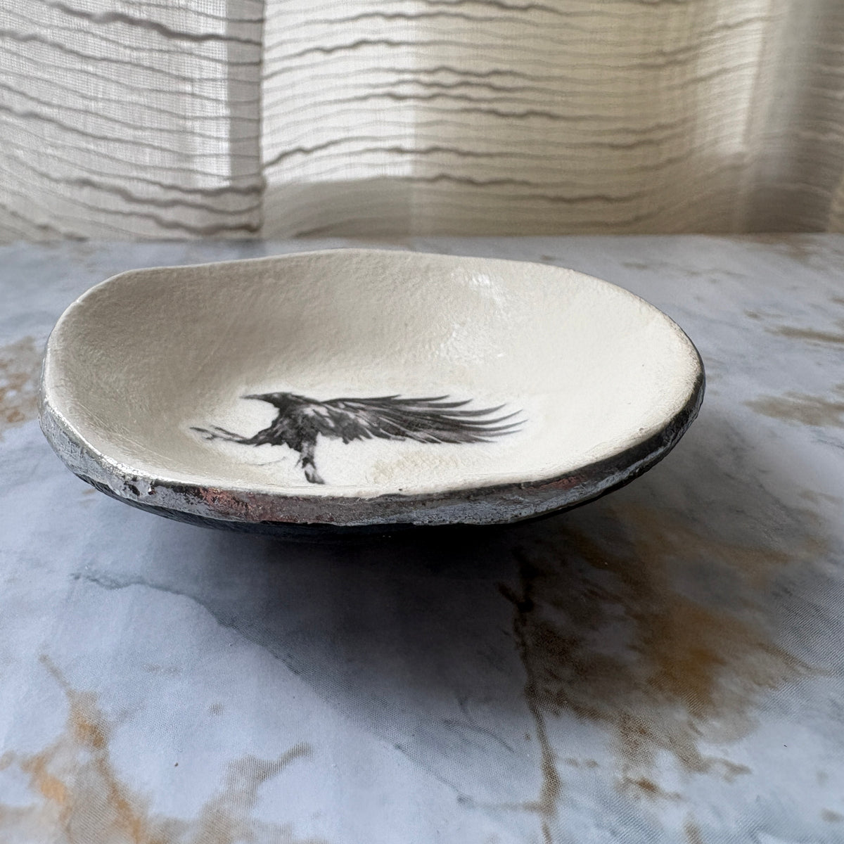Organic Edge Ring Dish - Crow