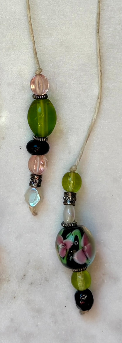 Beaded Bookmark (handmade) - Black, Pink & Green
