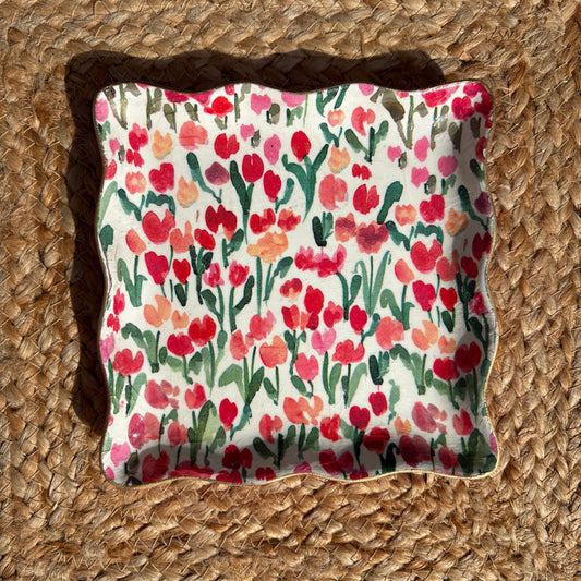 Scalloped Catch-All Tray (Field of Tulips)