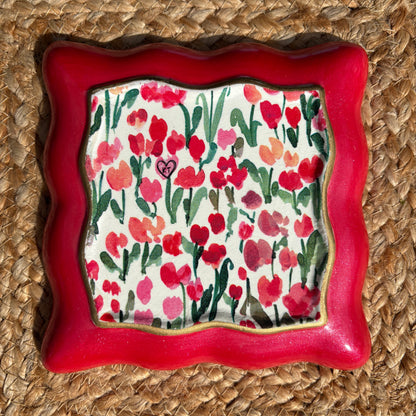 Scalloped Catch-All Tray
