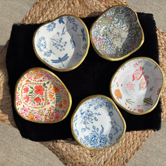 Pebble Dish — Blue Poppy Studio