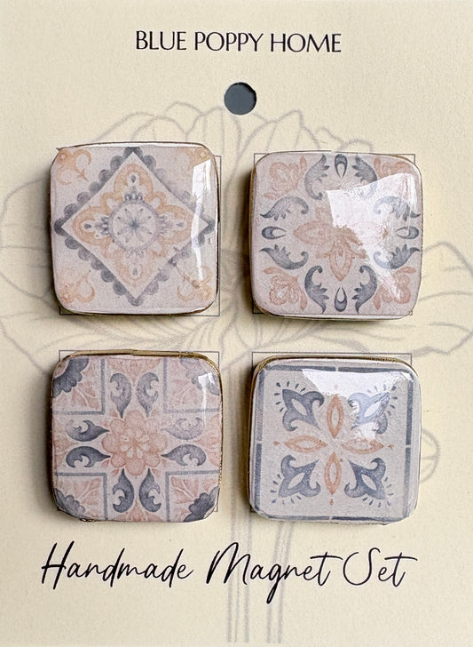 Magnet Set on Product Card